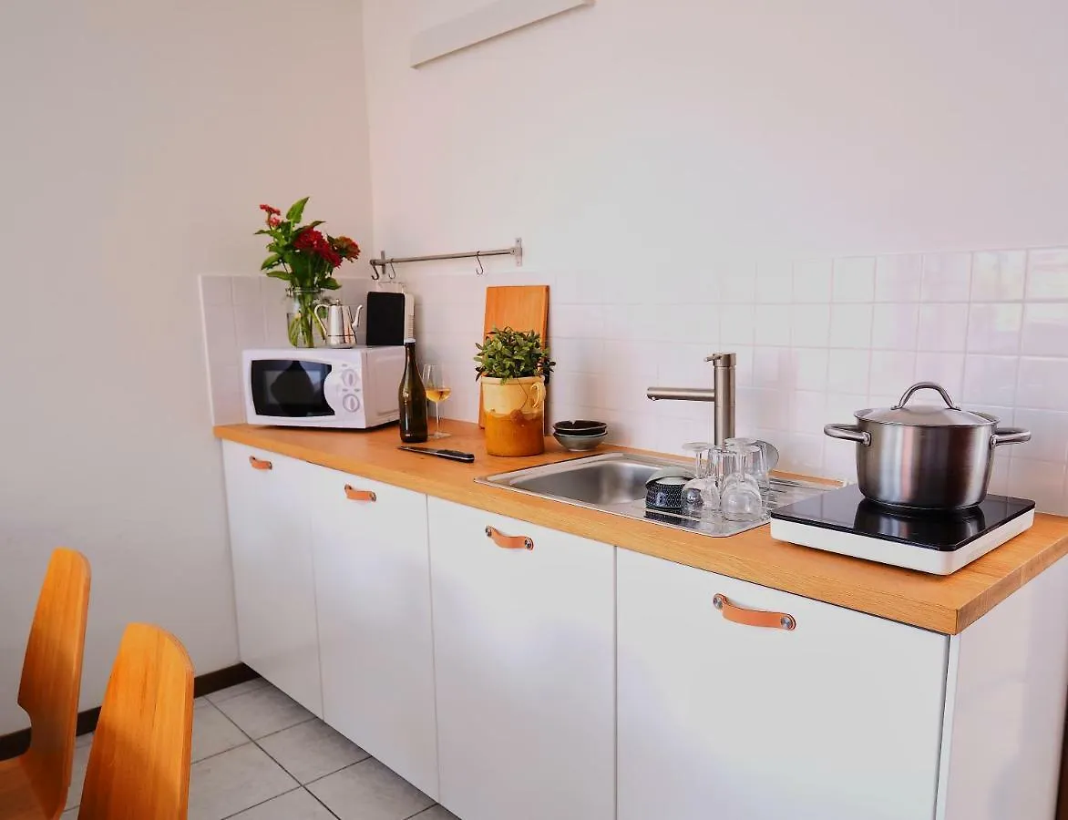 17 Lake Sweet Home Acquaseria Apartment